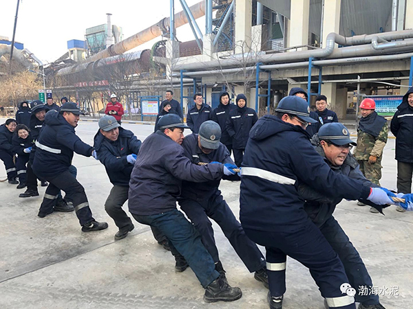 公司舉辦“愛我中華，慶祝新中國(guó)70周年”職工拔河、趣味運(yùn)動(dòng)聯(lián)誼賽——剪影